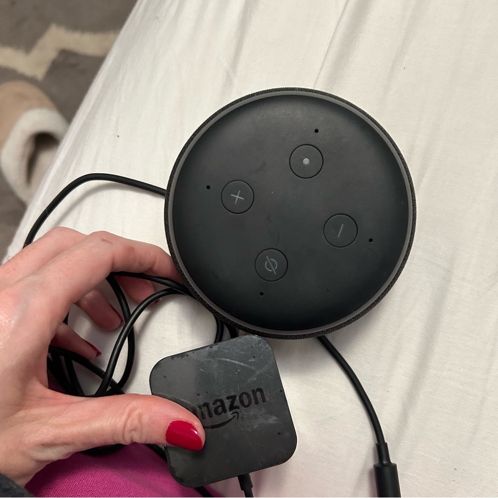 Amazon Alexa - Picture 2 of 3